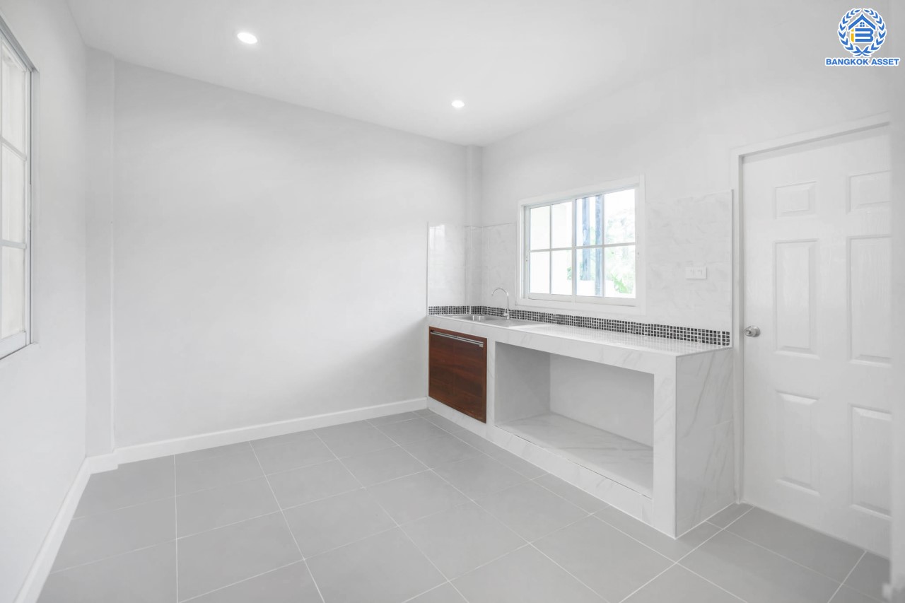 บ้านมือสองตกแต่งใหม่ ทำเลโซนเมือง! ม.นนทกาญจน์ นครอินทร์-พระราม5 บ้านแฝดหลังใหญ่ เนื้อที่ 44 ตร.ว. ฟังก์ชัน 3 ห้องนอน 3 ห้องน้ำ บนทำเลเชื่อมต่อทุกการเดินทาง ใกล้สะพานพระรามห้า และรถไฟฟ้า "สถานีแยกติวานนท์"